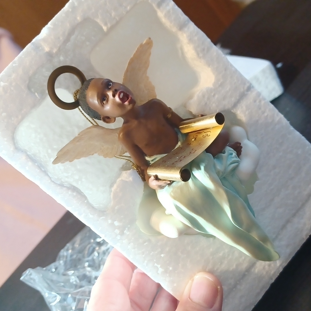 Retired 1998 Thomas Blackshears ornament